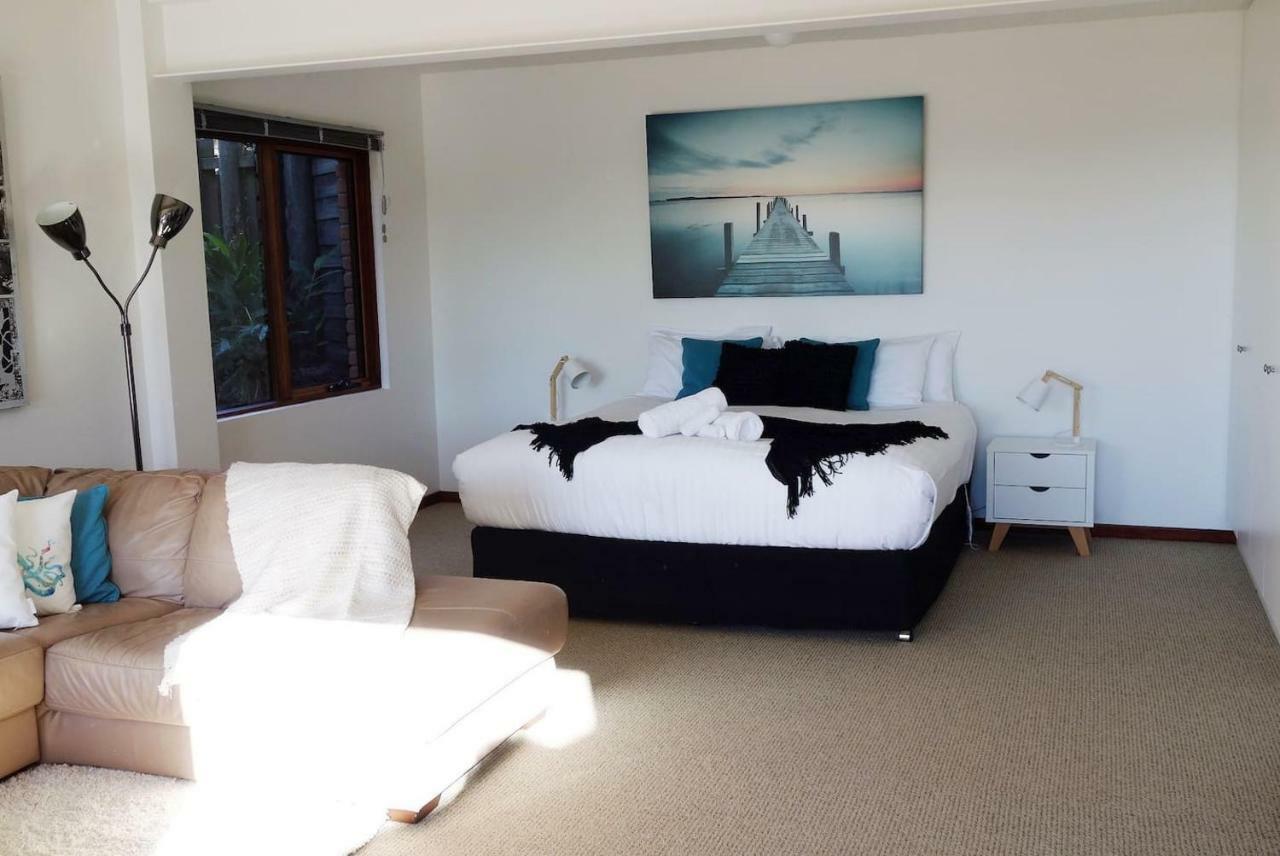 The Loft @ Bay Of Fires Seascape Apartment Binalong Bay Exterior photo